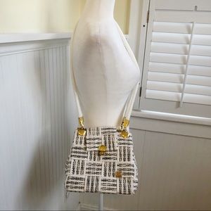 PE Florence Vintage White & Black Woven Handbag
